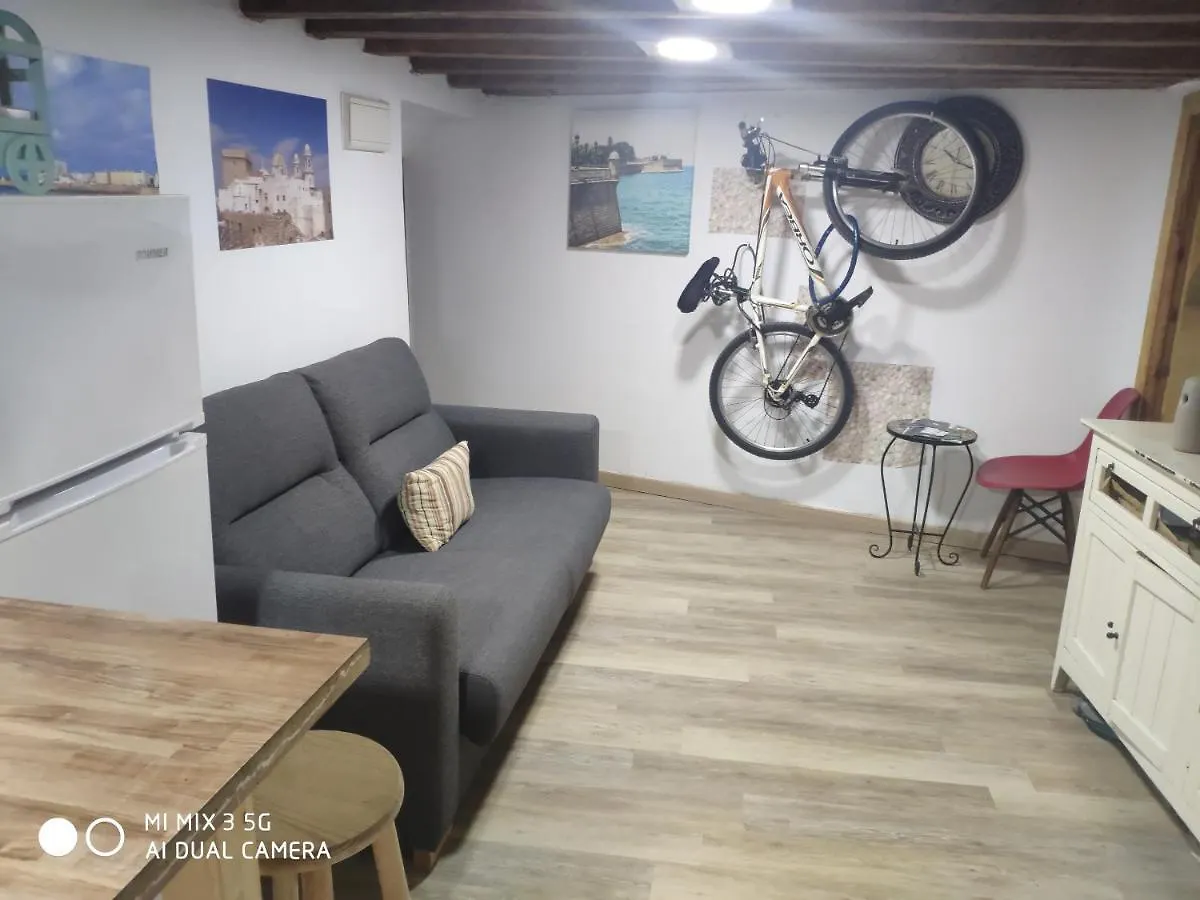 Cathedral Two Bedroom Unit & Two Balconies Cadiz Spain